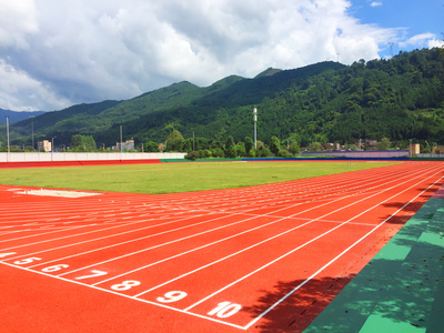 清远市连山中学—全塑型